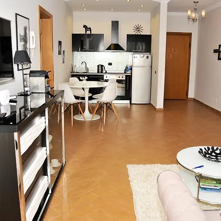 Tiranatop Suites * Tirana